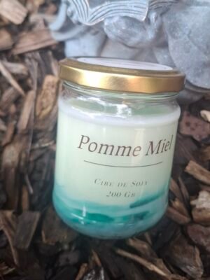 2026/01/1000029964-scaled.jpg Bougie Pomme Miel